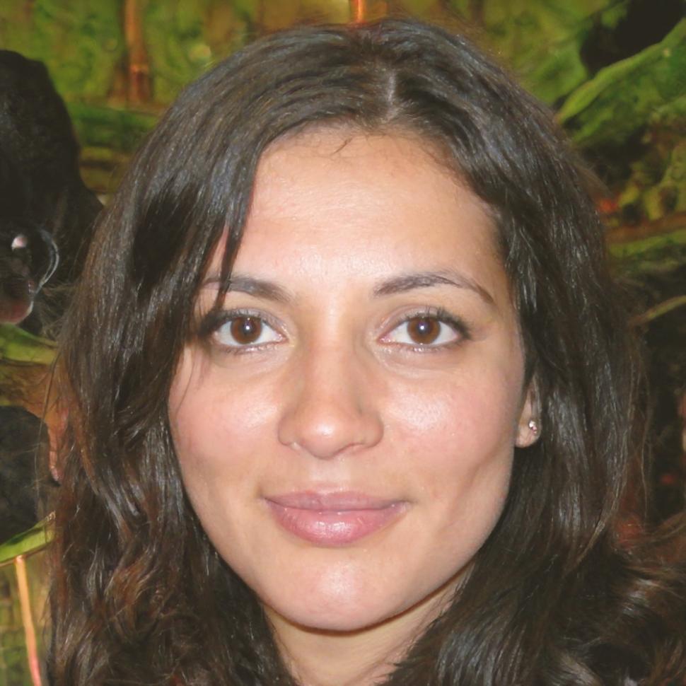 Elena Rossi, specialista in tecniche contemporanee